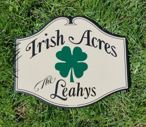 custom-signs_sign-with-shamrock_2020-12-16_145059.jpg - Thumb Gallery Image of Custom Signs
